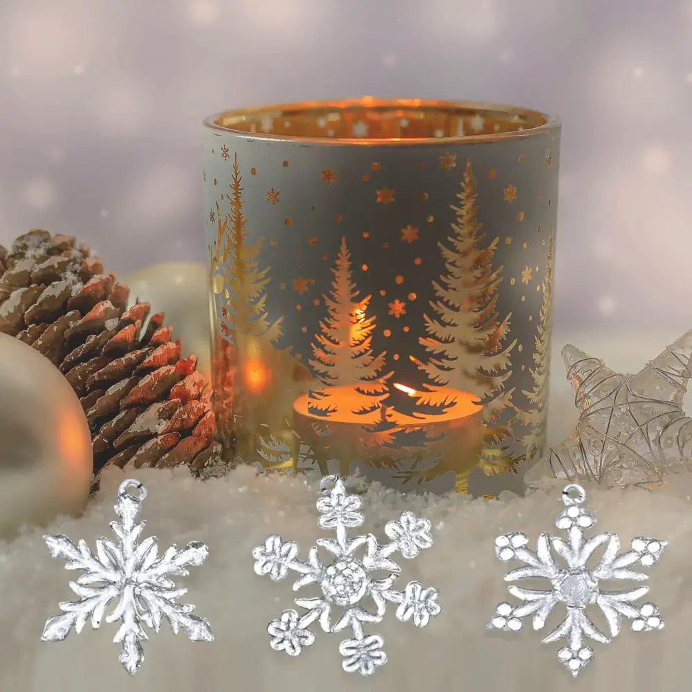 4E’s Novelty 12 Pack Clear Glass Snowflake Ornaments – Sparkling Christmas Tree Decorations Handcrafted Holiday Charm