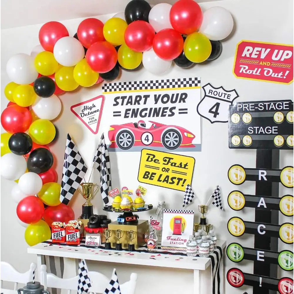 4E’s Novelty 24 Race Car Popcorn Boxes w/ Checkered Flags – Car Party Decorations