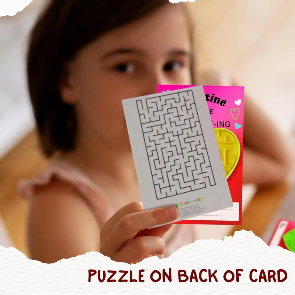 4E’s Novelty 72-Pack Heart Maze Valentine Cards – Bulk Party Favors for Kids’ School Exchange