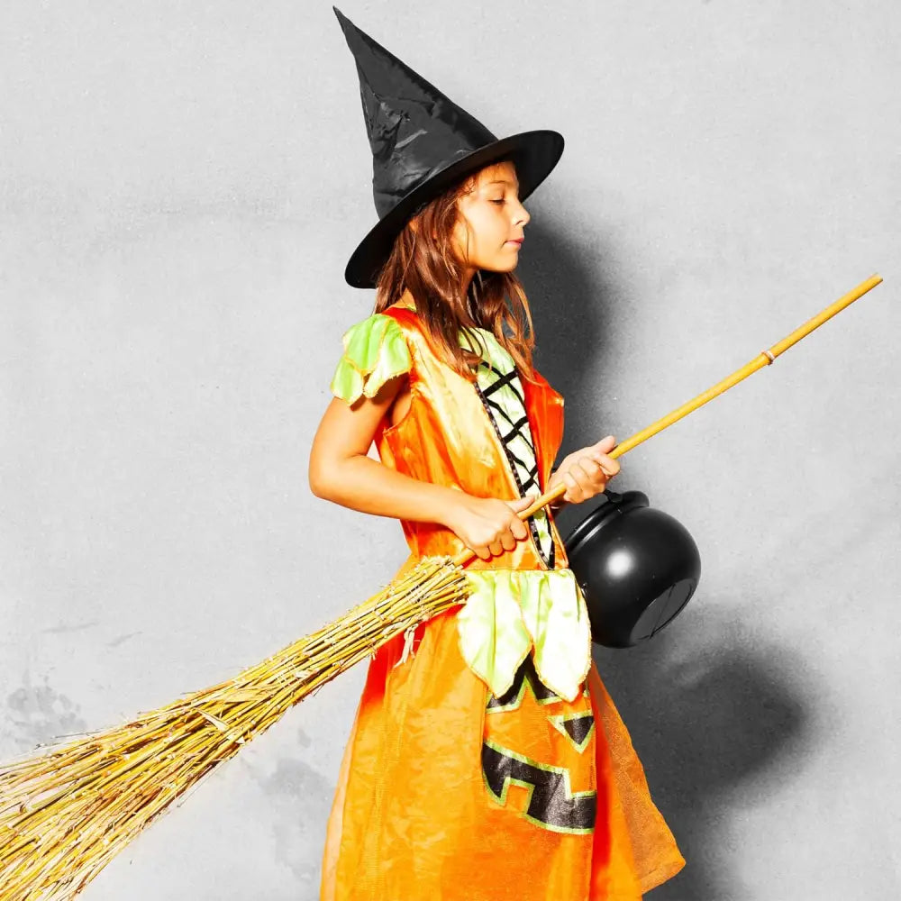 4E’s Novelty Large Plastic Black Cauldron – 7’’ St. Patrick’s Day Pot of Gold Decoration Candy Holder