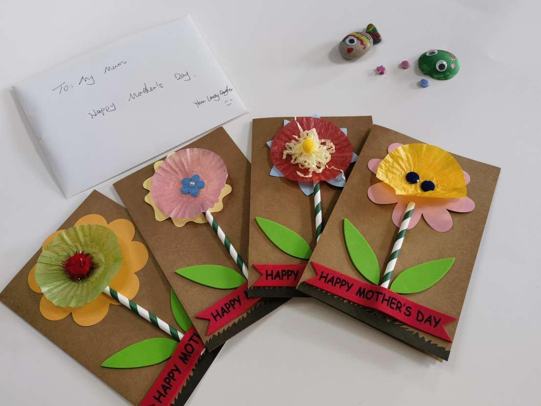 4E's Novelty Mother's Day Card Craft Kit for Kids – 12 Pack DIY