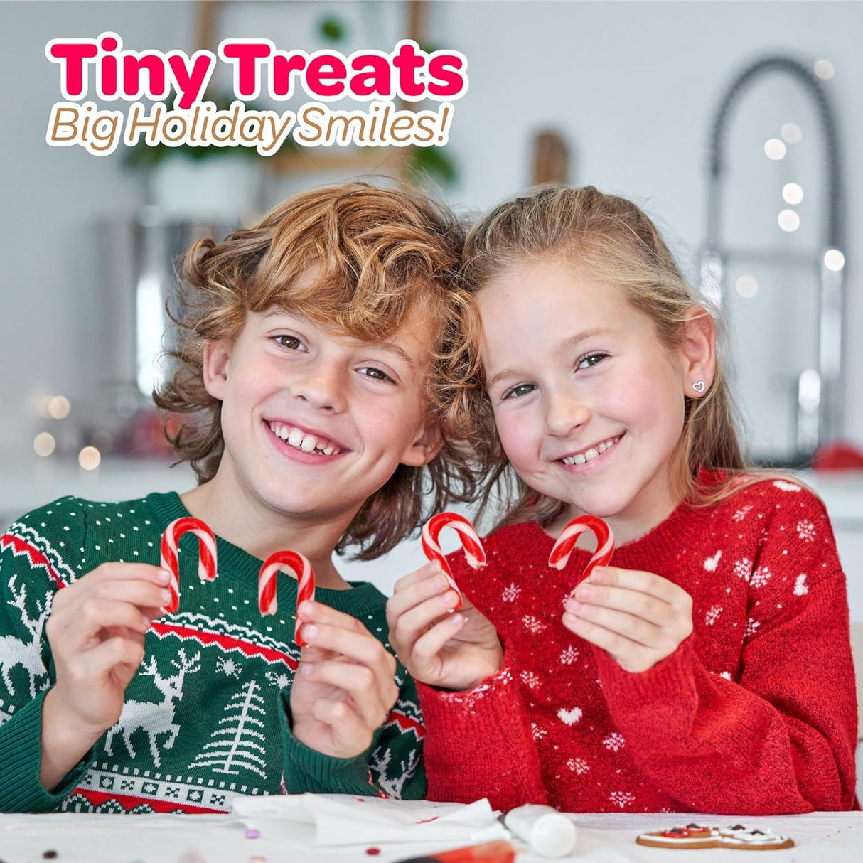 4E's Novelty 240 Pack Christmas Mini Individually Wrapped Candy Canes, Red and White Peppermint Candy Canes, Treats for Holiday Stockings