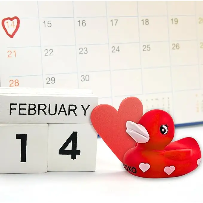 4E’s Novelty 3 Valentines Rubber Duck – Red Rubber Ducky with XOXO for Decorations & Gifts