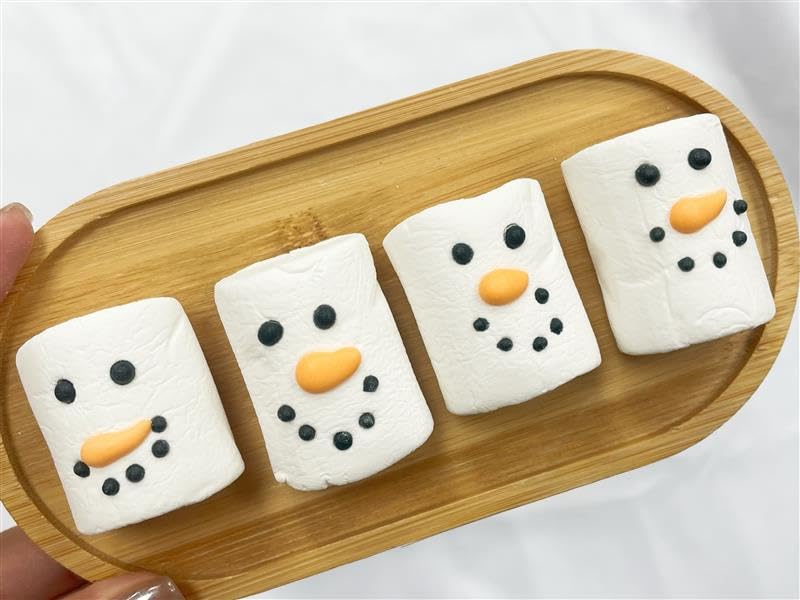 4E's Novelty 16 Pcs Snowman Marshmallows Individually Wrapped