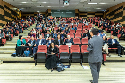 Supporting STEM Education in the Classroom
