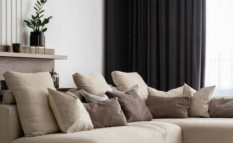 Setting Up a Cozy Corner for Small Gatherings