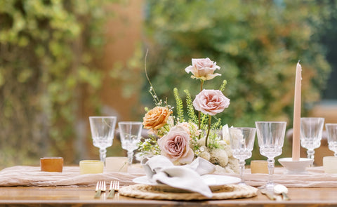 7 Minimalist Decor Tips for Elegant Gatherings