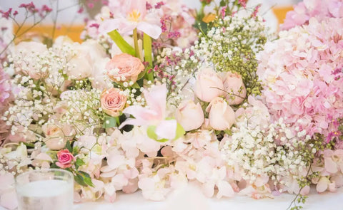 7 Minimalist Decor Tips for Elegant Gatherings