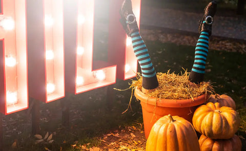 How to Decorate Your Porch for Halloween