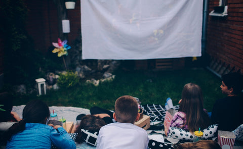 How to Host a Movie Night Party at Home